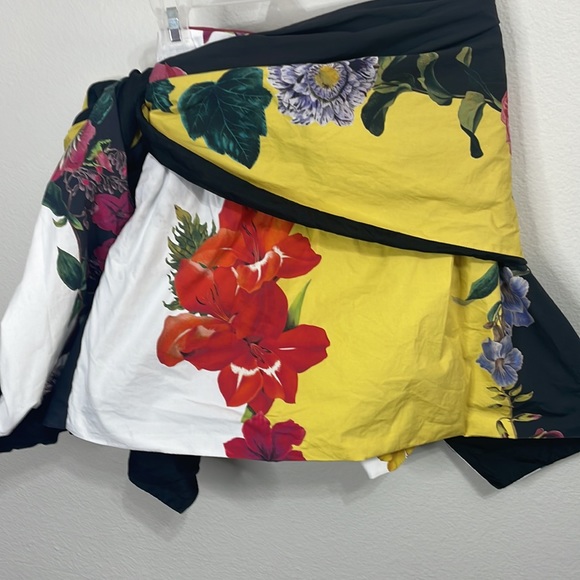 Oscar de la Renta Ivory Multi Skort Size 8 MSRP $1490 - Picture 6 of 12